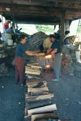 b048.jpg (74310 bytes)